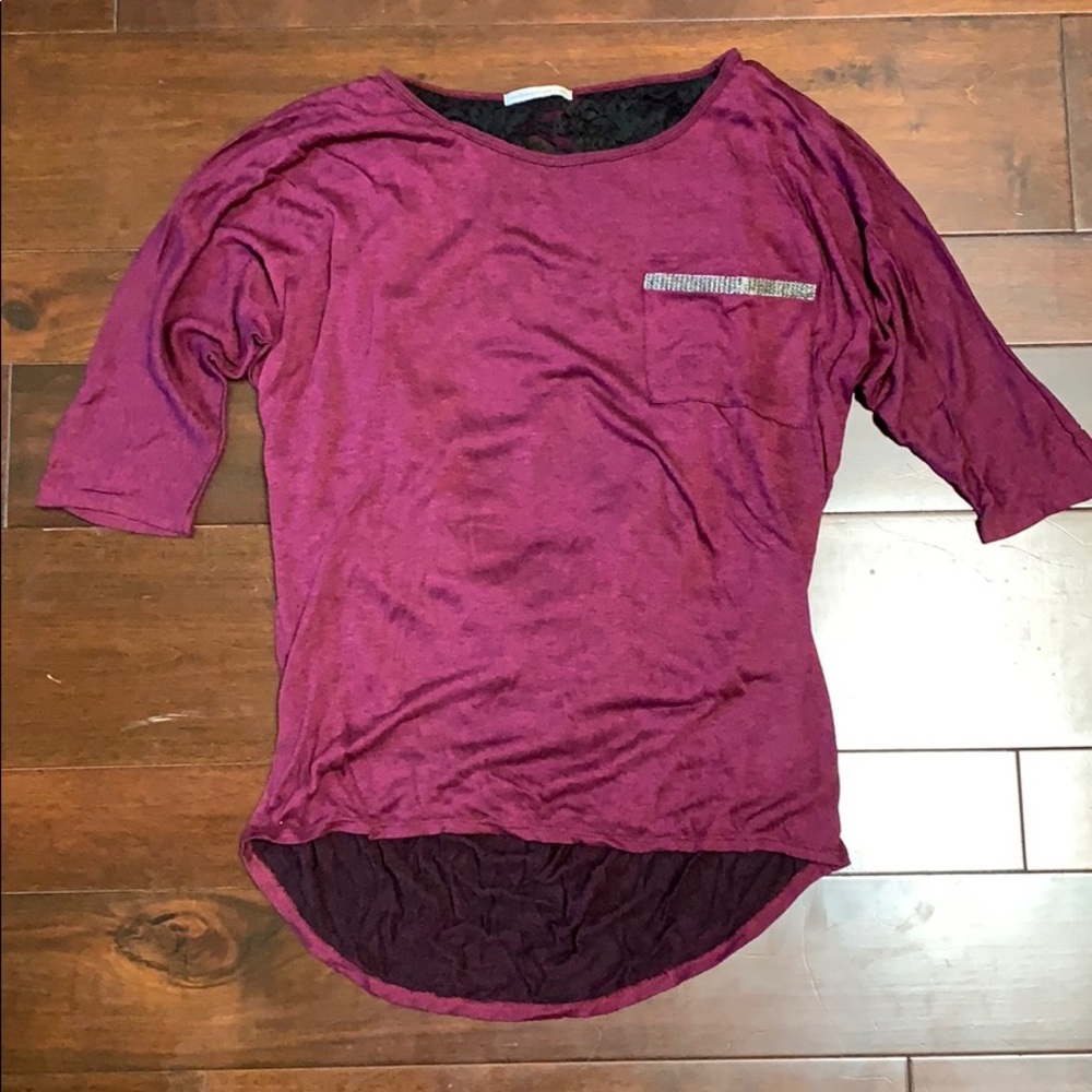 Equipe size S burgundy tunic, rhinestone pocket
